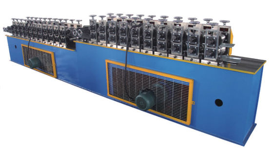 เครื่องขึ้นรูปม้วนประตูซุปเปอร์มาร์เก็ต 30m / นาที 60Hz