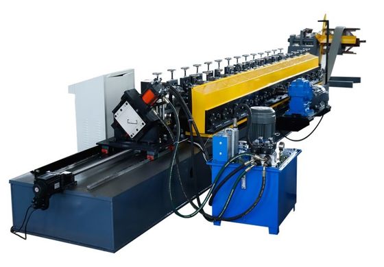 เครื่องขึ้นรูปม้วน Purlin 7.5KW C ช่องเจาะไฮดรอลิก Hydraulic