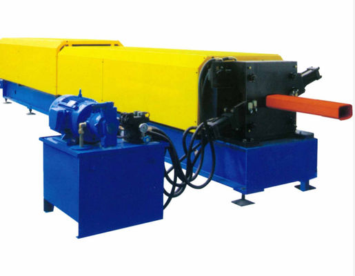 เครื่องขึ้นรูปม้วนท่อกลม 3.5T 6m / นาที 18 Stands