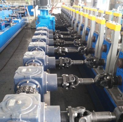 เครื่องขึ้นรูปม้วนพาเลทแร็ค 380V 5m / นาทีสำหรับเหล็กชุบสังกะสี