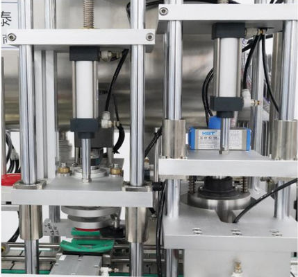 20b / H 500g ซอสบรรจุเครื่อง Capping 2KW โดยอัตโนมัติ