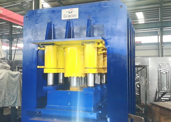 ศูนย์กลาง 15kw 2500T ประตูเหล็กลายนูนเครื่องกดไฮดรอลิก