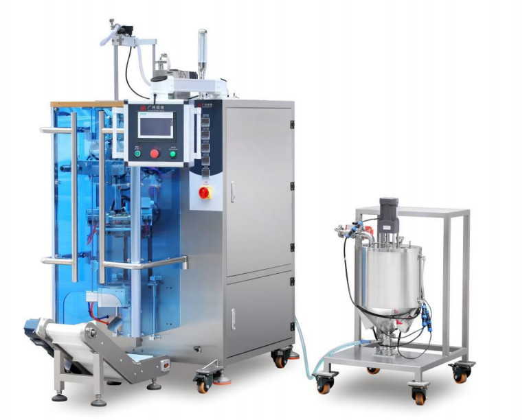 Servo Heat Sealing Filling Machine 5.5kw Sus304 บรรจุภัณฑ์ของเหลวพร้อมเซอร์โวมอเตอร์